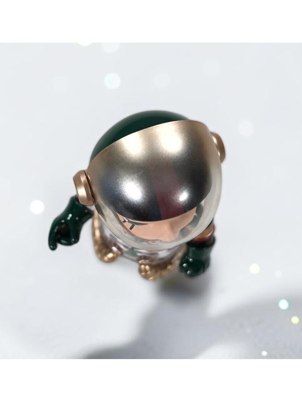 POP MART Mega Space Molly 100% Series 4 Christmas2024 Green Special 1/36 - Picture 5 of 13